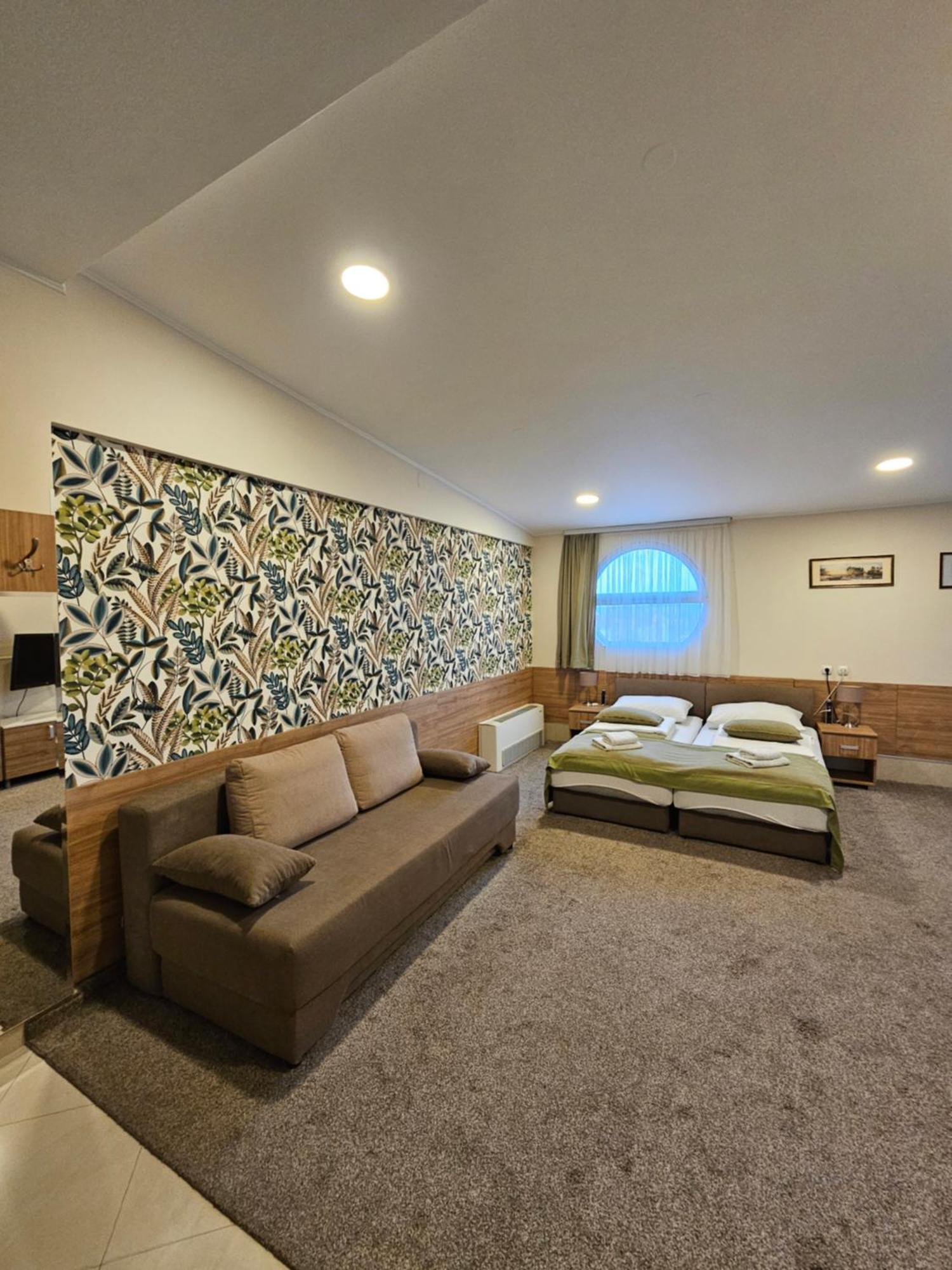 Apartments Alf - Om Banja Luka Bilik gambar